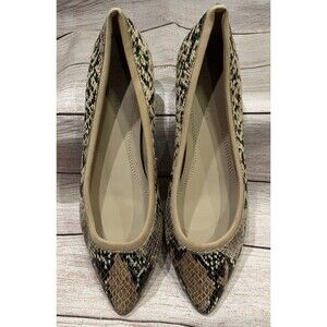 Ellen Tracy Fawn Snake Print Pointy Toe Flat Shoes Size 8.5